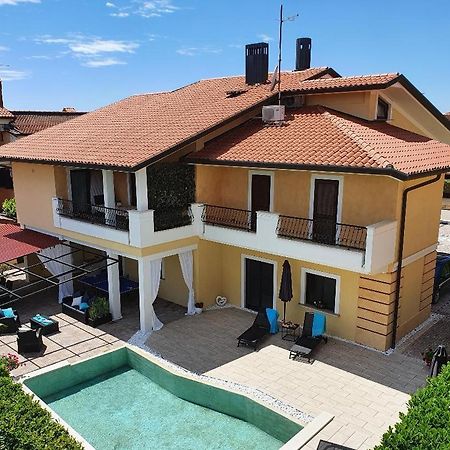 רוביני Apartmens Alenka מראה חיצוני תמונה