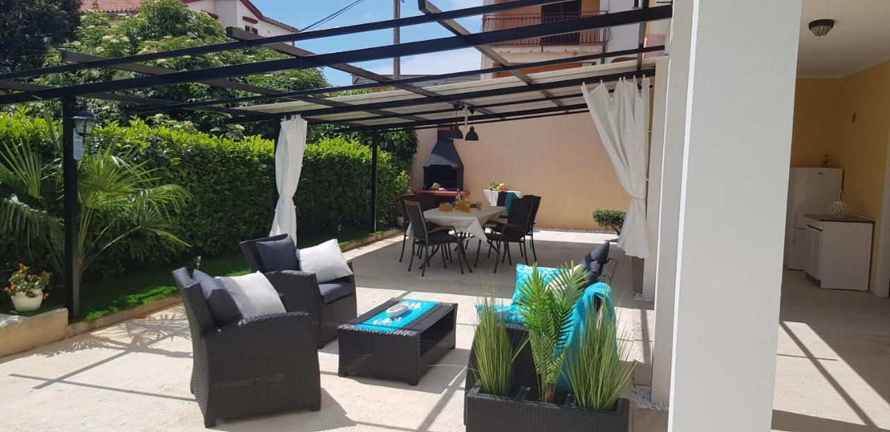 רוביני Apartmens Alenka מראה חיצוני תמונה