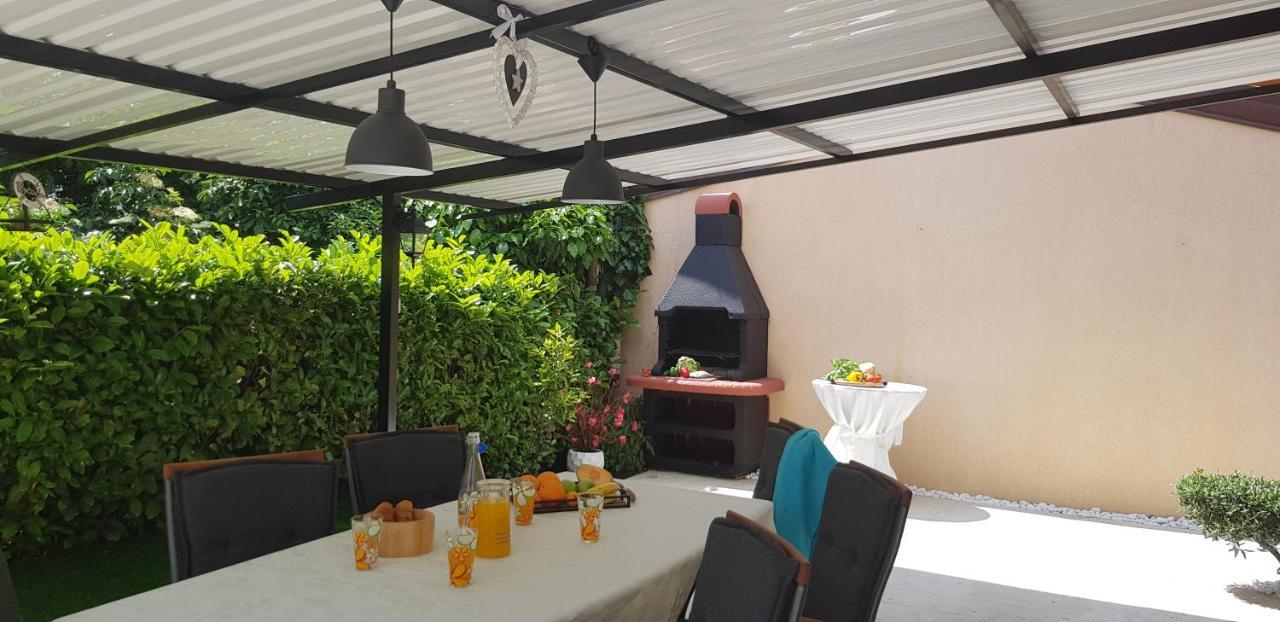 רוביני Apartmens Alenka מראה חיצוני תמונה